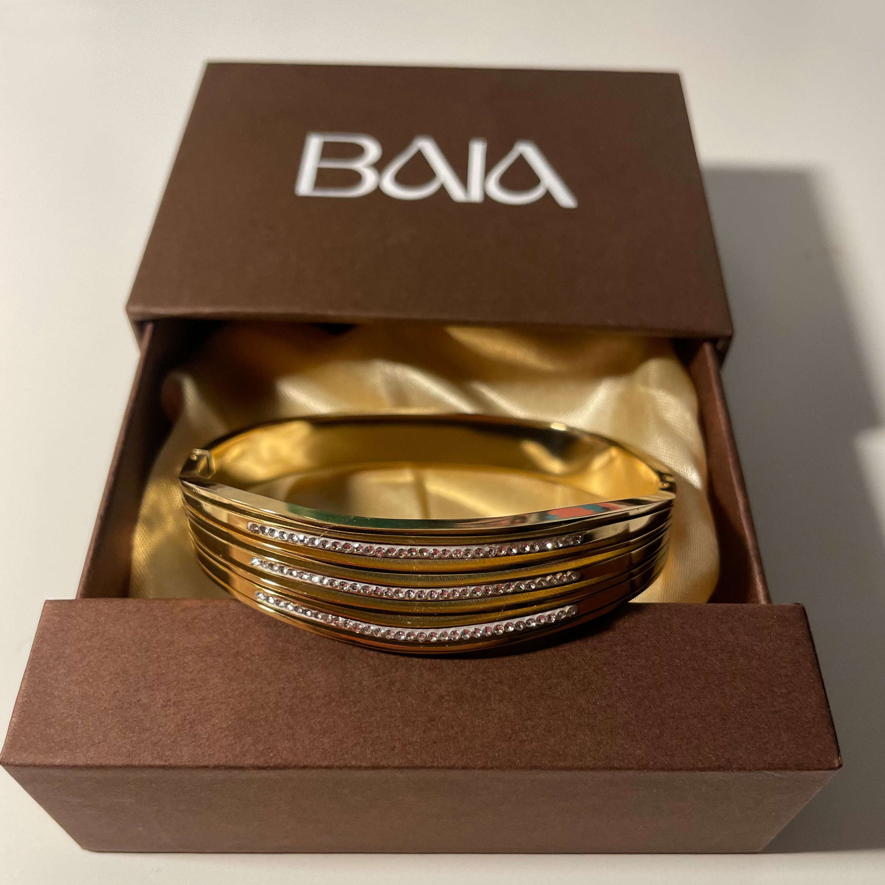 Manchette Couleur Doré