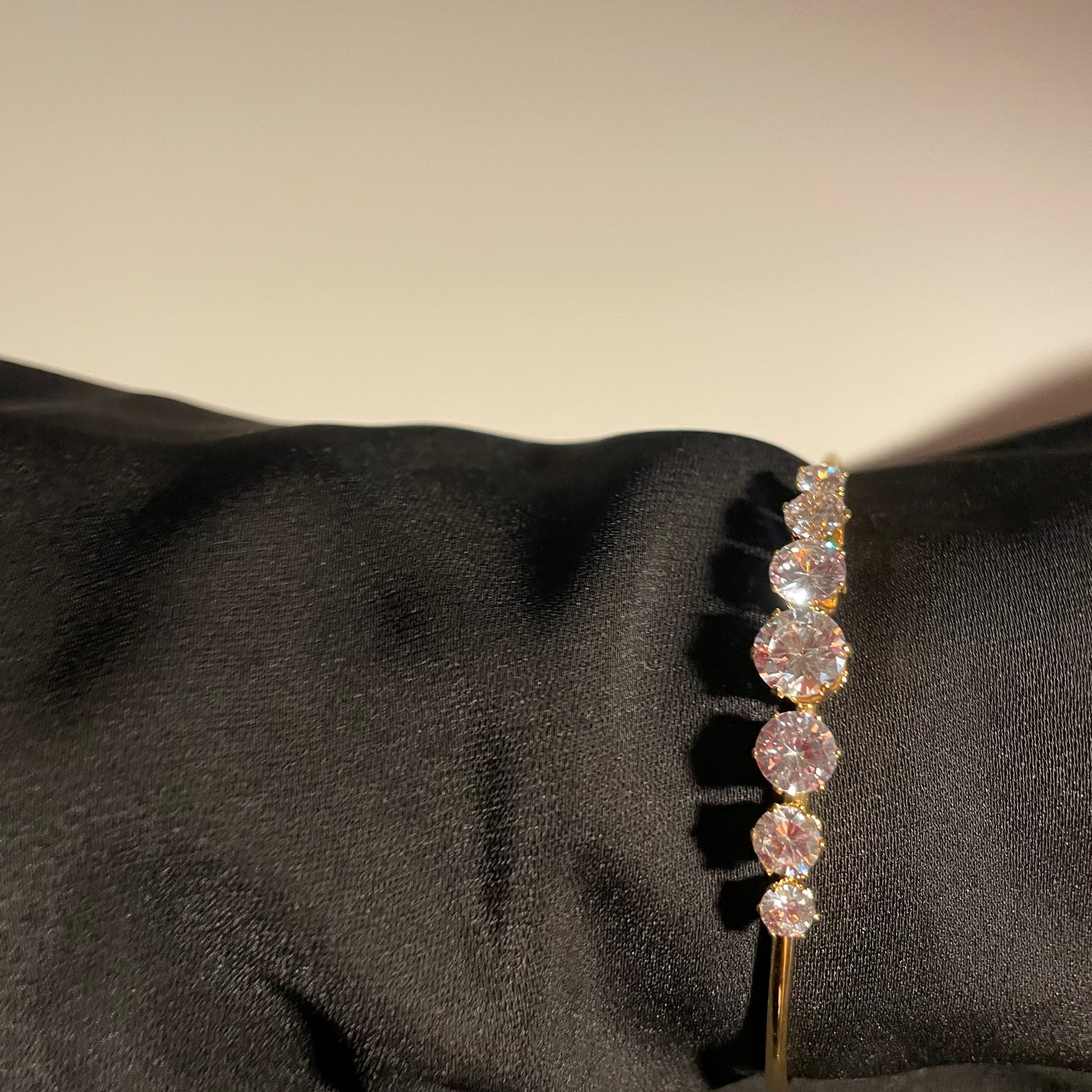 Jonc Couleur Or avec Zircon Baia